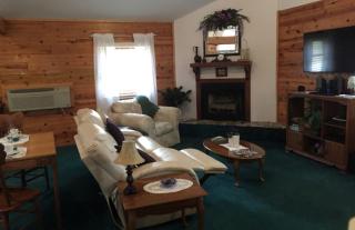 Intimate Secluded Cabin with a Whirlpool Tub for Two in Carroll County, Arkansas - 0