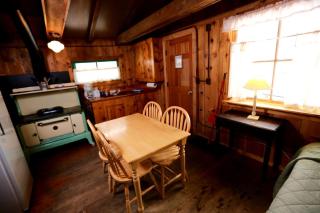 Charming Cabin Rental near Hot Springs in Howelsen Hill Ski Area, Colorado - 5