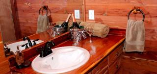 Charming Log Cabin Perfect for a Summer Staycation in Texas Hill Country - 1
