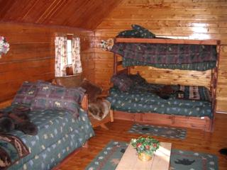 Rustic Cabin Rental with Private Deck near Billings, Montana - 7
