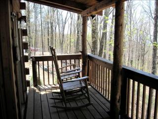 Log Cabin in the Clouds with Spectacular Views in Northern Chattanooga, Tennessee - 6