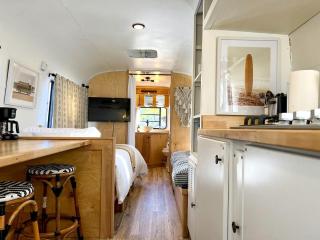 Luxe Pet-Friendly Airstream Retreat: Glamping Paradise in Grand Junction, Colorado - 1
