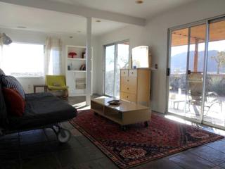 Secluded Cottage with Impressive Views on 20-Acre Retreat in Joshua Tree, California - 2