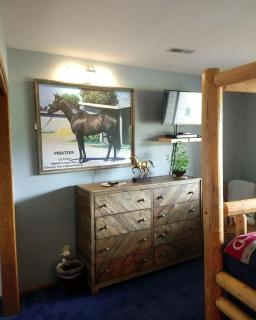 Cozy Bed and Breakfast Suite for Romantic Getaway near Skagit Bay, Washington - 5