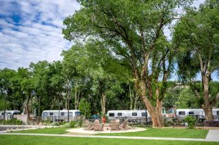 Airstream Stay Near Whiskey Row and Granite Creek in Prescott, AZ - 4