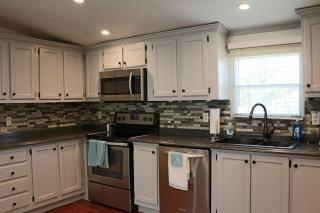 Charming Cabin with Private Dock on Lake for Lovely Family Glamping Near Oklahoma City - 8