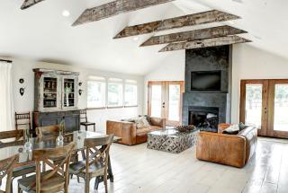 Modern Luxury Rental with Bohemian Decor near Antique Show in Round Top, Texas - 4