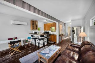 Upcycled Shipping Containers Transformed into a Glamping Home for a Unique Florida Vacation - 9