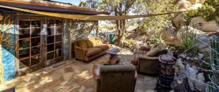 Impressive Retreat with a Private Pool and Hot Tub for a Joshua Tree Getaway - 3