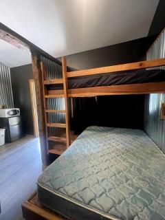 Equipped Cabin Surrounded by Nature in Indiana - 5