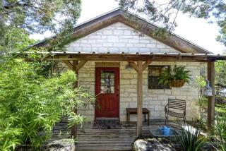 Blue Bird Cabin with Hot Tub in Texas Hill Country - Woodcreek - 9