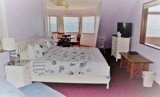 Stunning Beachside Vacation Rental for Family or Group Glamping Escapes to Alaska - 1