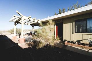 Eclectic Cabin Rental near Joshua Tree National Park - 4