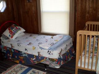Comfortable Cottage for Large Groups near Bedford, Virginia - 7