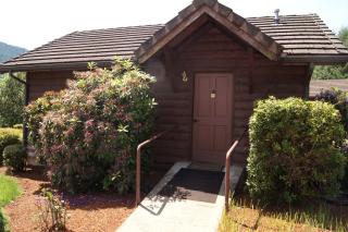Idyllic Camping Cabin on 2500-Acre Ranch in the Umpqua River Valley, Oregon - 2