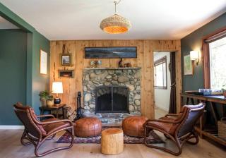 Escape to Your Private Riverfront Suite in Kernville, CA - 9