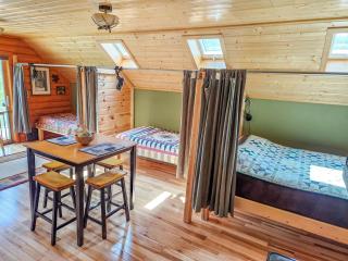 Incredible Guest Suite - Unique Off-Grid Lodging Experience with Sled Dogs in Minnesota - 9