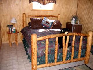 Countryside Cabin Retreat with Jacuzzi near Beartooth Mountains, Montana - 5
