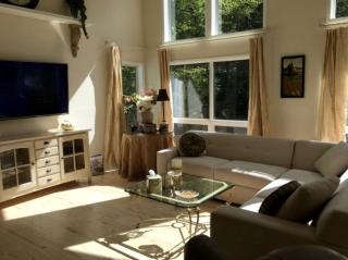 Delightful Cottage Rental with Scenic Views near the Poconos, Pennsylvania - 9