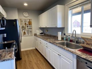Secluded Modern Vacation Home with Madison Range Views near Ennis Lake, McAllister Montana - 6