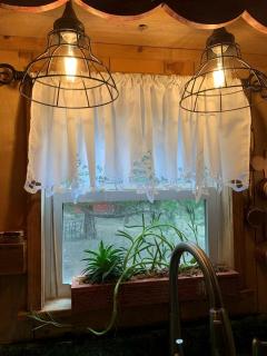 Cozy Cabin for Glamping on a Texas Horse Ranch, Perfect for a Equine Escape - 3