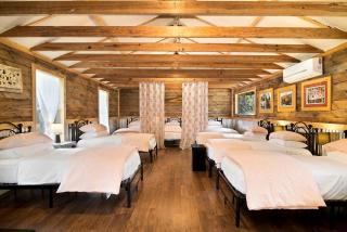 Expansive Vacation Lodge Rental for 60 Guests in Covington, Louisiana - 8
