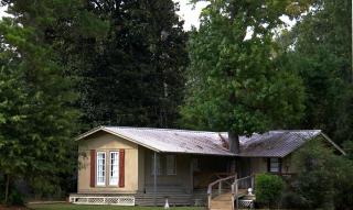 Expansive Vacation Lodge Rental for 60 Guests in Covington, Louisiana - 1