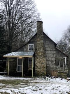 Secluded Family-Friendly Cabin Rental on 90 Acres in Newland, North Carolina - 3