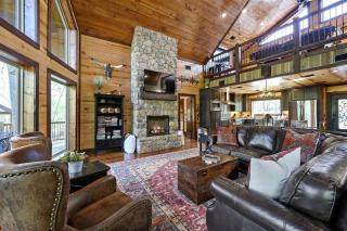 Creekside Cabin Perfect for Family Getaways in Broken Bow, Oklahoma - Stephens Gap - 6