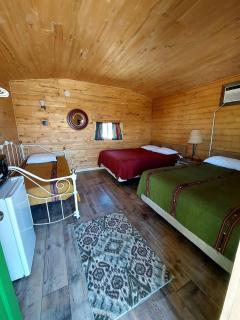 Cozy Cabin in Escalante, Utah - Amazing Glamping Spot for Exploring Canyons and National Parks - 7