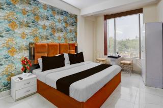Super Hotel O Sector 51 Metro Station Formerly Shubham Residency - 4