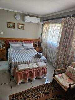 Luxury Meets Convenience Near City & Travel Links - 5