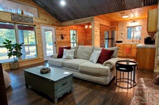 Impressive Cabin Surrounded by Trees in Nashoba, Oklahoma - 3