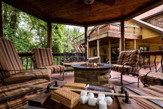 Luxurious Vacation Rental for Groups near Hoosier National Forest, Indiana - 6