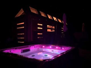 Utah Tiny House for a King Sized Zion Glamping Escape - 7