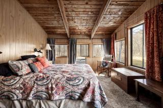 Radiant Riverfront Cabin Sanctuary near Cacapon River in West Virginia - 6