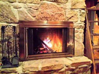 Charmingly Rustic Weekend Getaway in the Mountains near Pittsburgh, Pennsylvania - 5