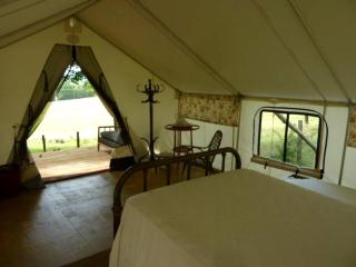 Peaceful Safari Tent Rental near Barron Springs, Virginia - 7