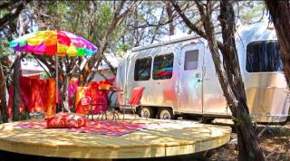 Vintage Airstream Rental for a Unique Getaway in Texas Hill Country near Austin - 4