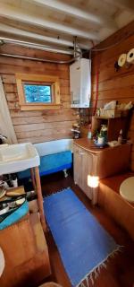 Eco-Friendly Peaceful Cabin with Lofted Interior and Water Views in Maine - 4