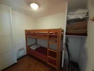 Appartement 2 pièces + cabine à Valfréjus, proche des télésièges, balcon, 6 pers, animaux admis - FR-1-561-20 - 2