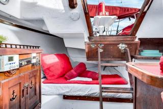 Picturesque Equipped Boat Rental Incredible for a Relaxing Getaway in Florida - 3