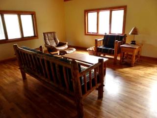Spacious and Open Cabin Rental on Stillwater River near Billings, Montana - 9