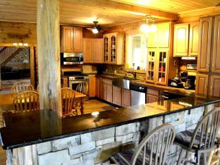 Stately Log Cabin with a Pool for a Group Getaway near Chickamauga, Georgia - 7