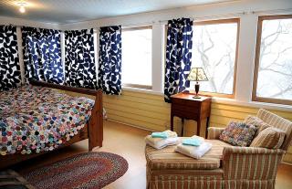 Charmingly Historic Cottage Rental Perfect for Large Groups in Aurora, New York - 5