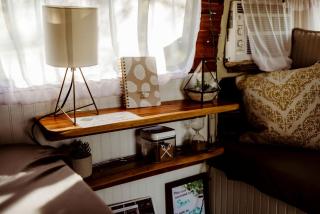 Vintage Camper Rental Ideal for Glamping in Missouri, MO - 8