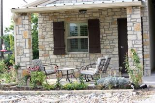 Peaceful Cottage on Farm in Idyllic Countryside near Fort Worth, Texas - 4