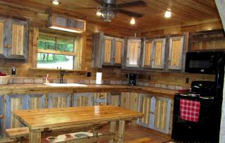 Spacious Log Cabin Rental with Hot Tub in Cranesville, West Virginia - 4