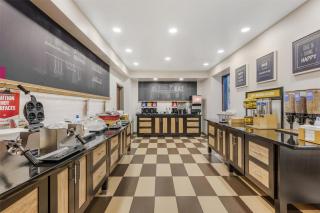 Hampton Inn & Suites Crawfordsville - 6