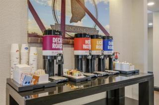 Hampton Inn & Suites Crawfordsville - 1